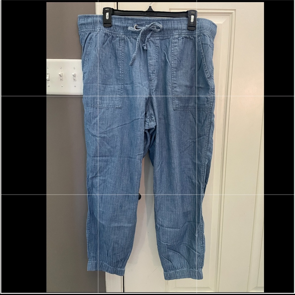 Women’s denim joggers size XL Gap